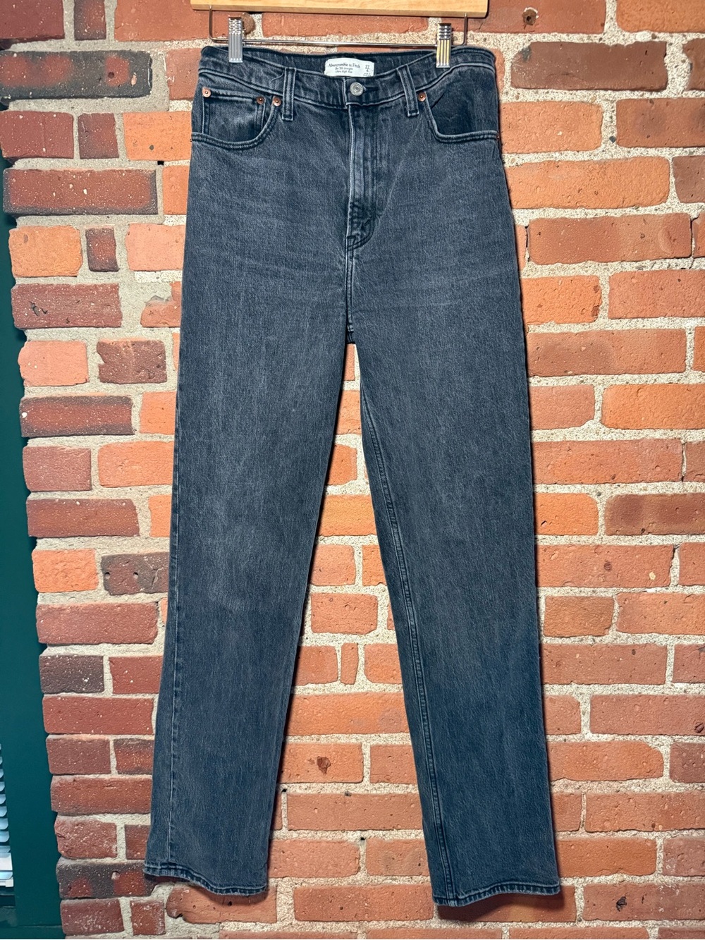 Abercrombie & Fitch Straight-Leg Jeans in Washed Black